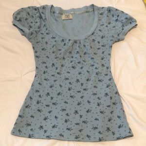 Super adorable girly tshirt. Size S.